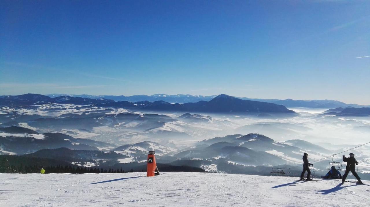 Chalupa Pri Grúni Zazriva Bagian luar foto